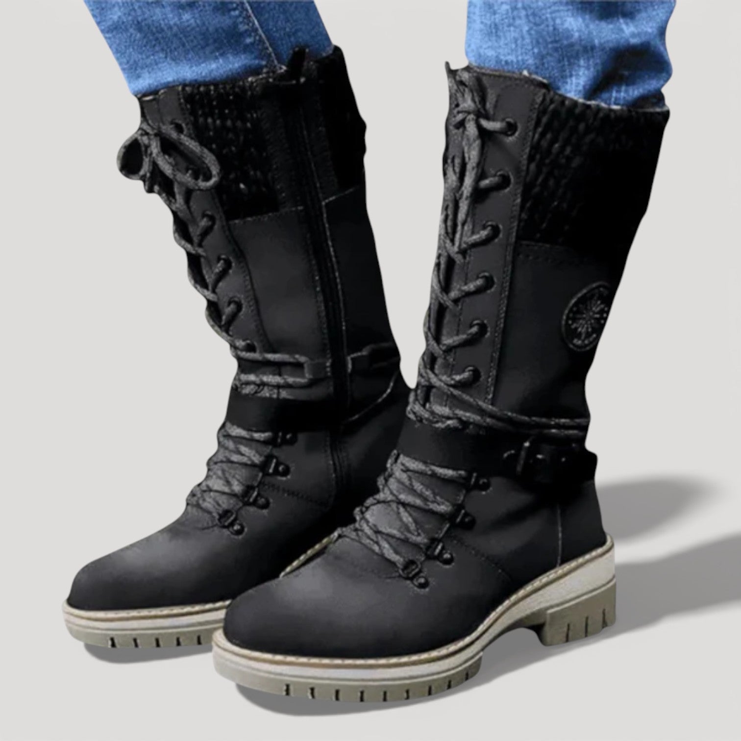 Black / 7.5