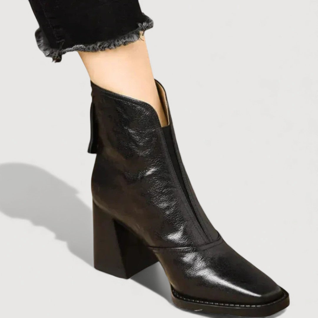 Black / 9