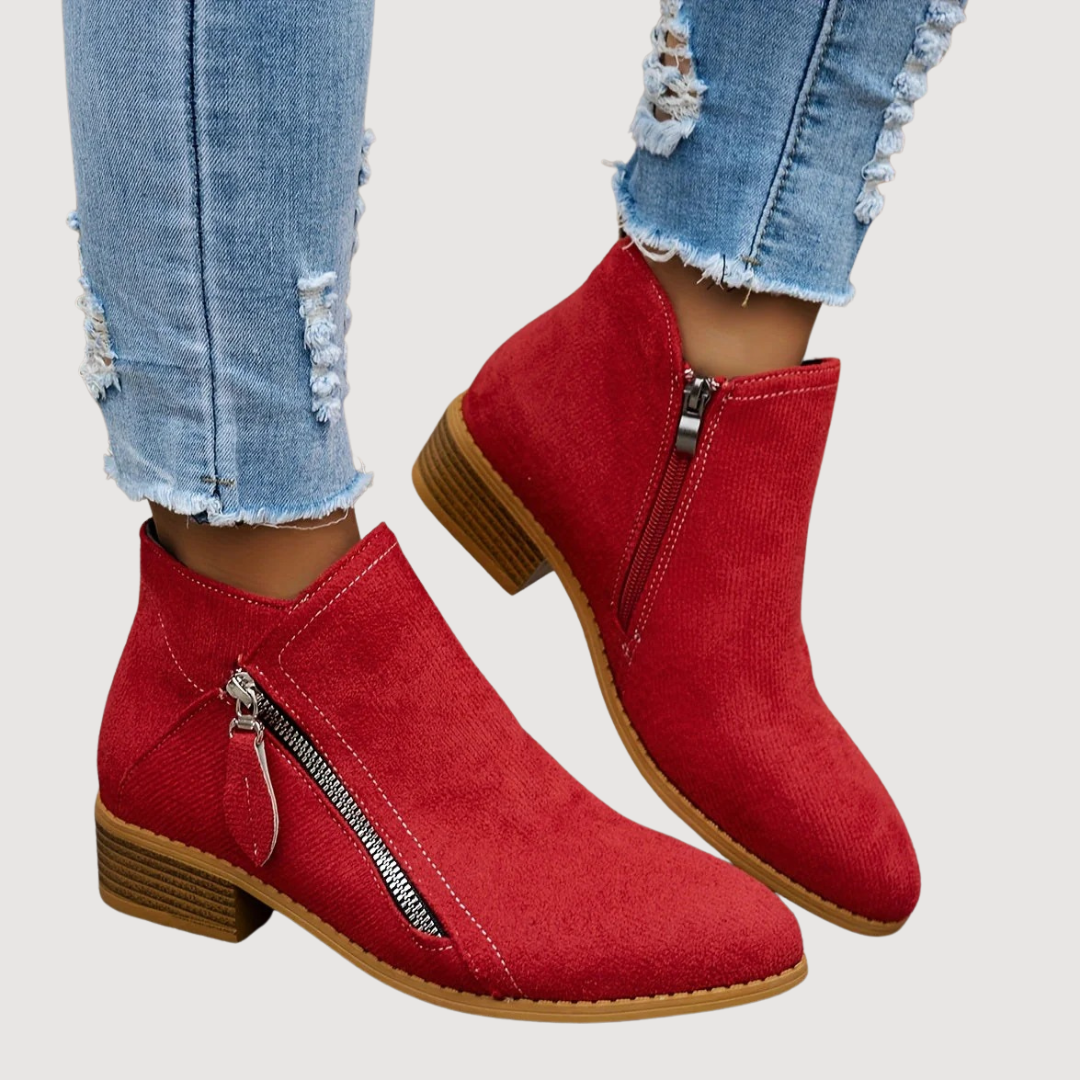 Red / 11