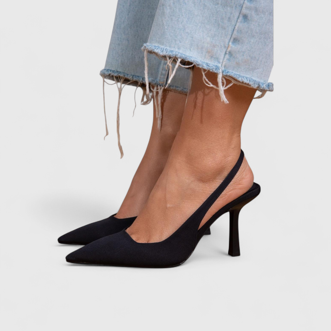 Black / 8